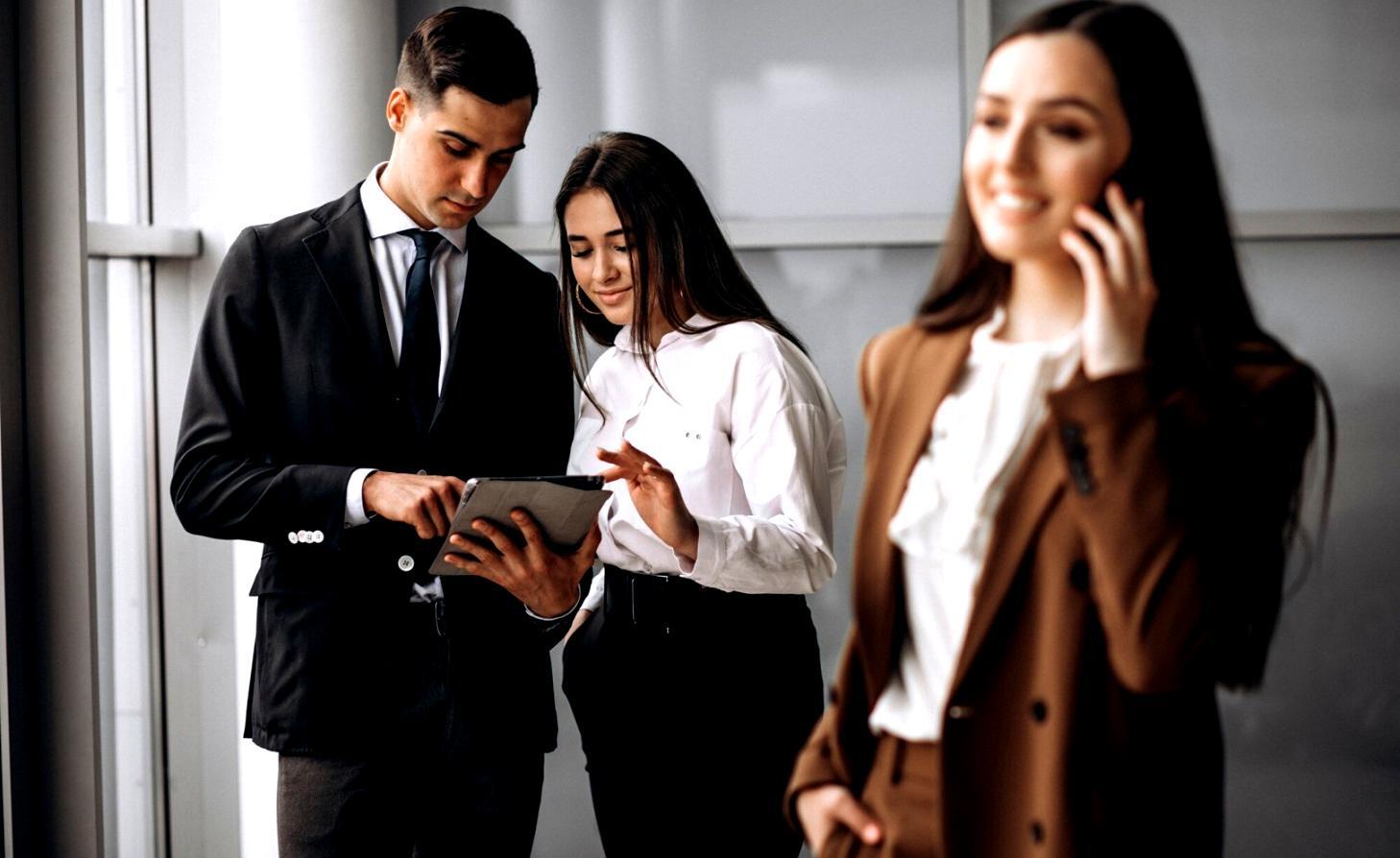 Finanzanalyse Arbeitsumgebung mit modernen Analyse-Tools